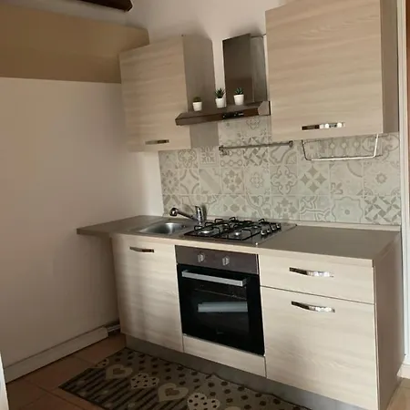 Dolly Guest house